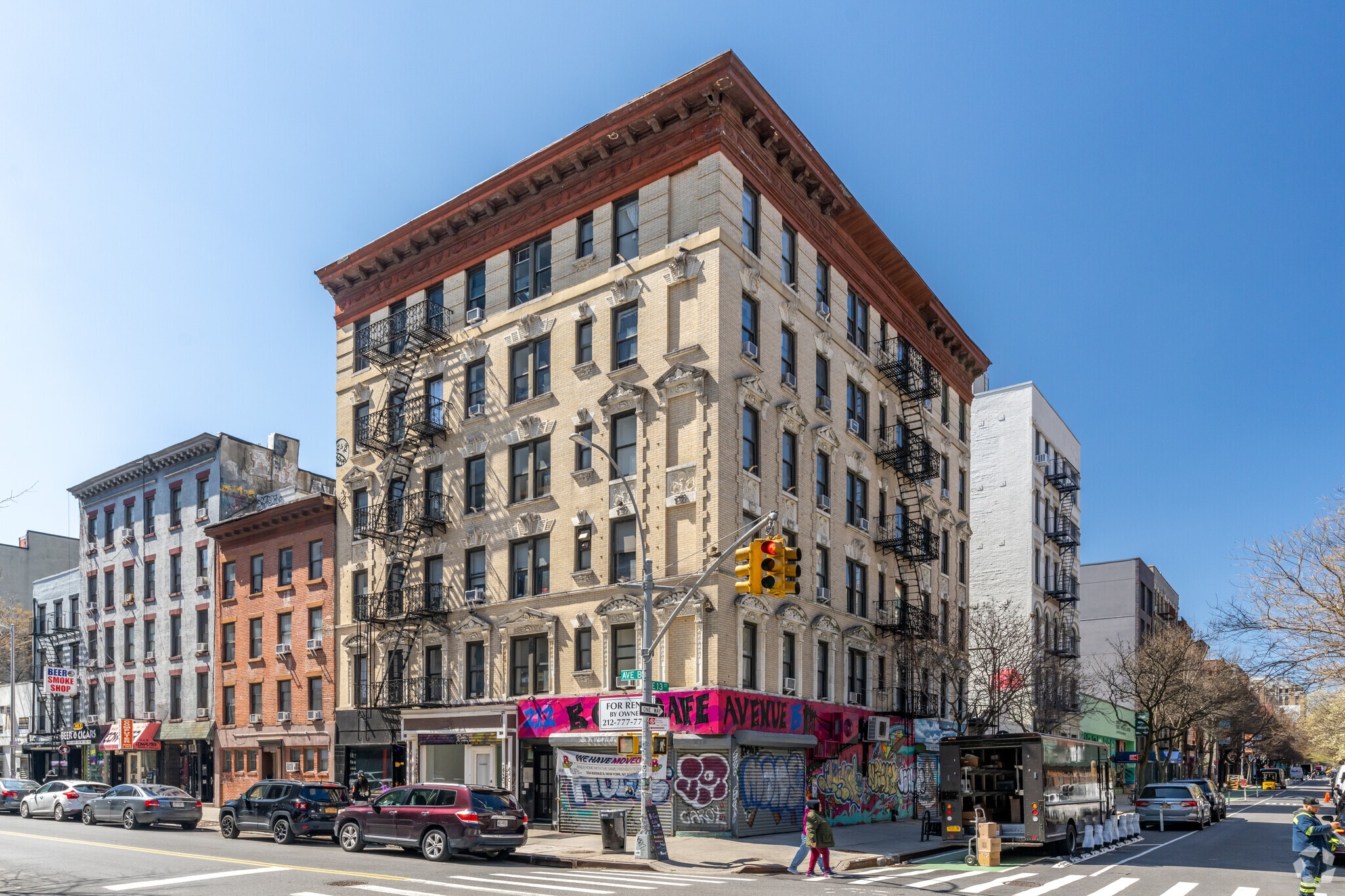 212 Avenue B, New York, NY for lease Primary Photo- Image 1 of 6