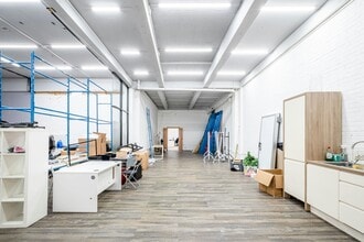 18 Plumbers Row, Londres à louer Photo intérieure- Image 2 de 13