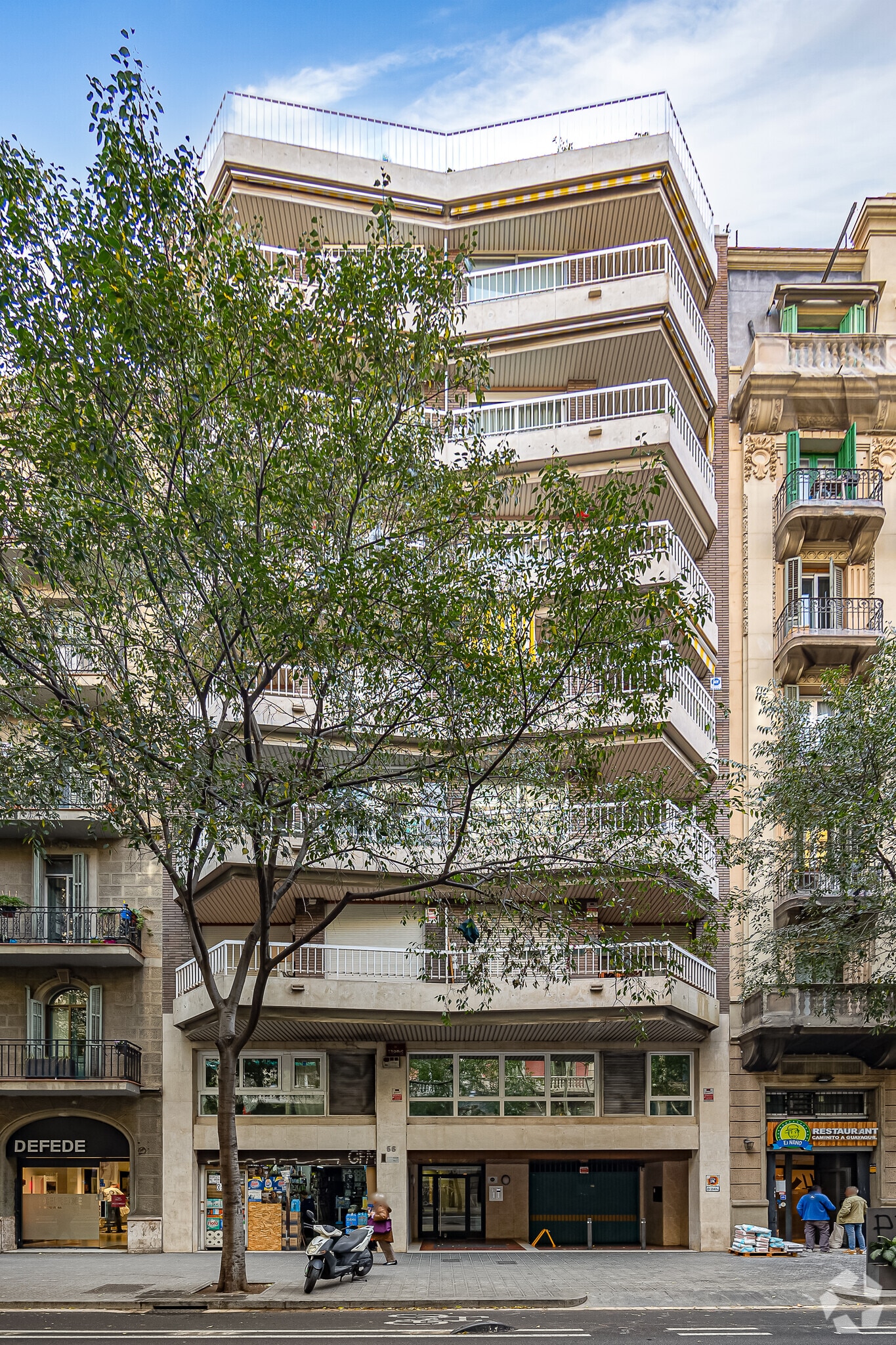 Carrer d'Aragó, 56, Barcelona, Barcelona for lease Primary Photo- Image 1 of 2