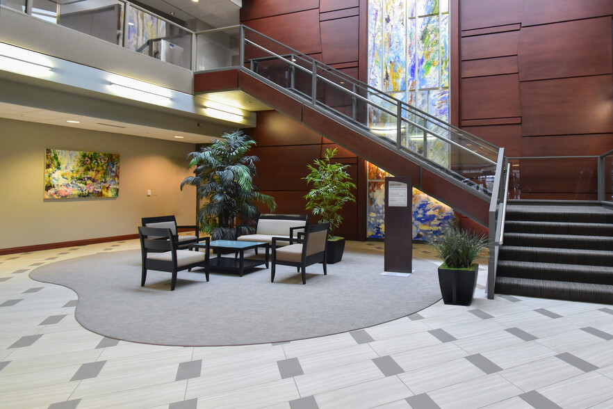 140 John James Audubon Pkwy, Buffalo, NY for lease - Lobby - Image 3 of 7