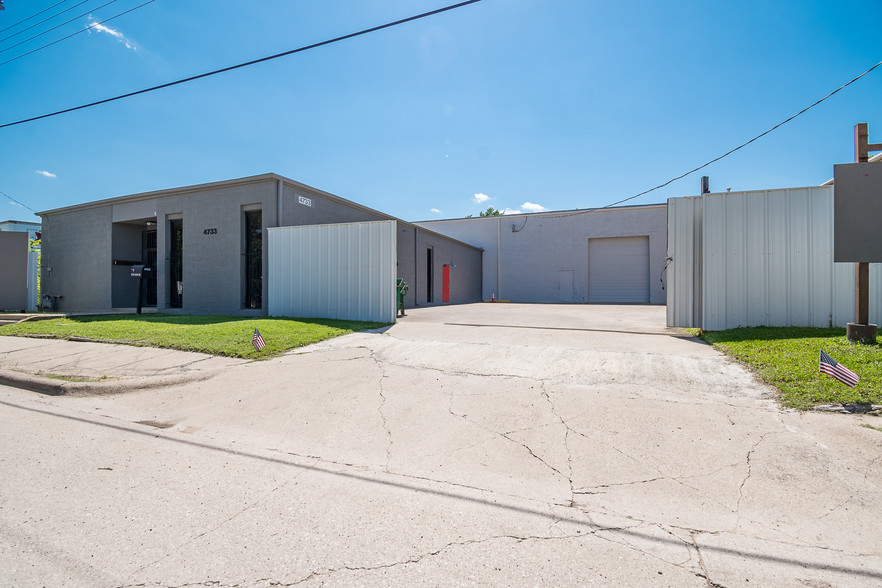 4733 Don Dr, Dallas, TX for sale - Primary Photo - Image 1 of 1