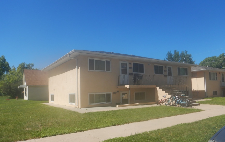 716 E Lewis St, Laramie, WY à vendre - Photo du bâtiment - Image 2 de 2