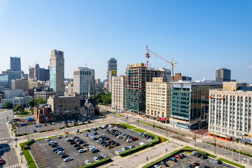 2111-2115 Woodward Ave, Detroit, MI for lease - Aerial - Image 2 of 16