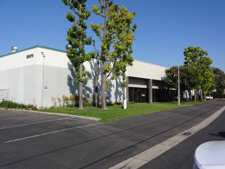 28079 Avenue Stanford, Valencia, CA for lease - Building Photo - Image 1 of 2