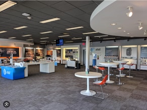 3915-3917 Main St, Flushing, NY for lease Interior Photo- Image 1 of 4