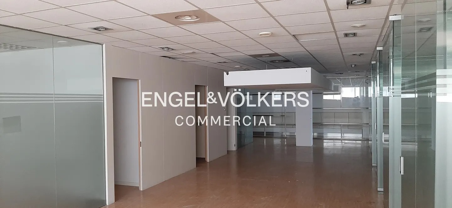 Sant Cugat del Vallès, BAR 08173 -  -  - Interior Photo - Image 1 of 4