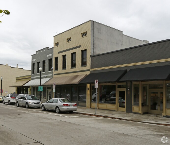 7 Emory Pl, Knoxville, TN à vendre - Photo principale - Image 1 de 13