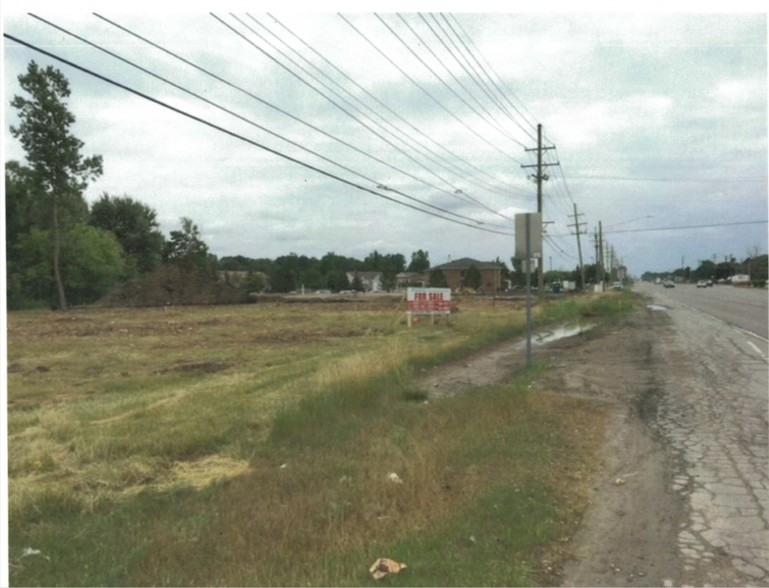 Gratiot Ave, Chesterfield Twp., MI à vendre - Photo principale - Image 1 de 1