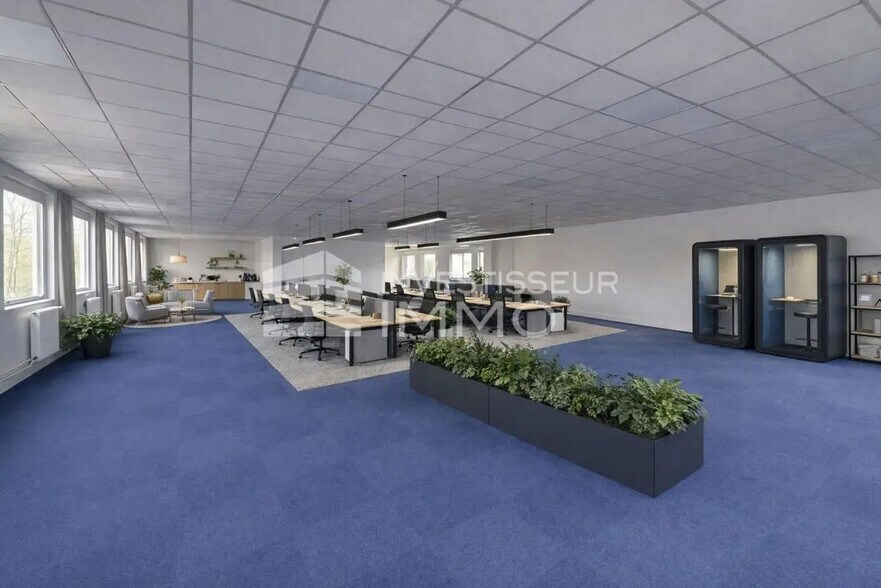 Office in Lognes for lease - Interior Photo - Image 1 of 6