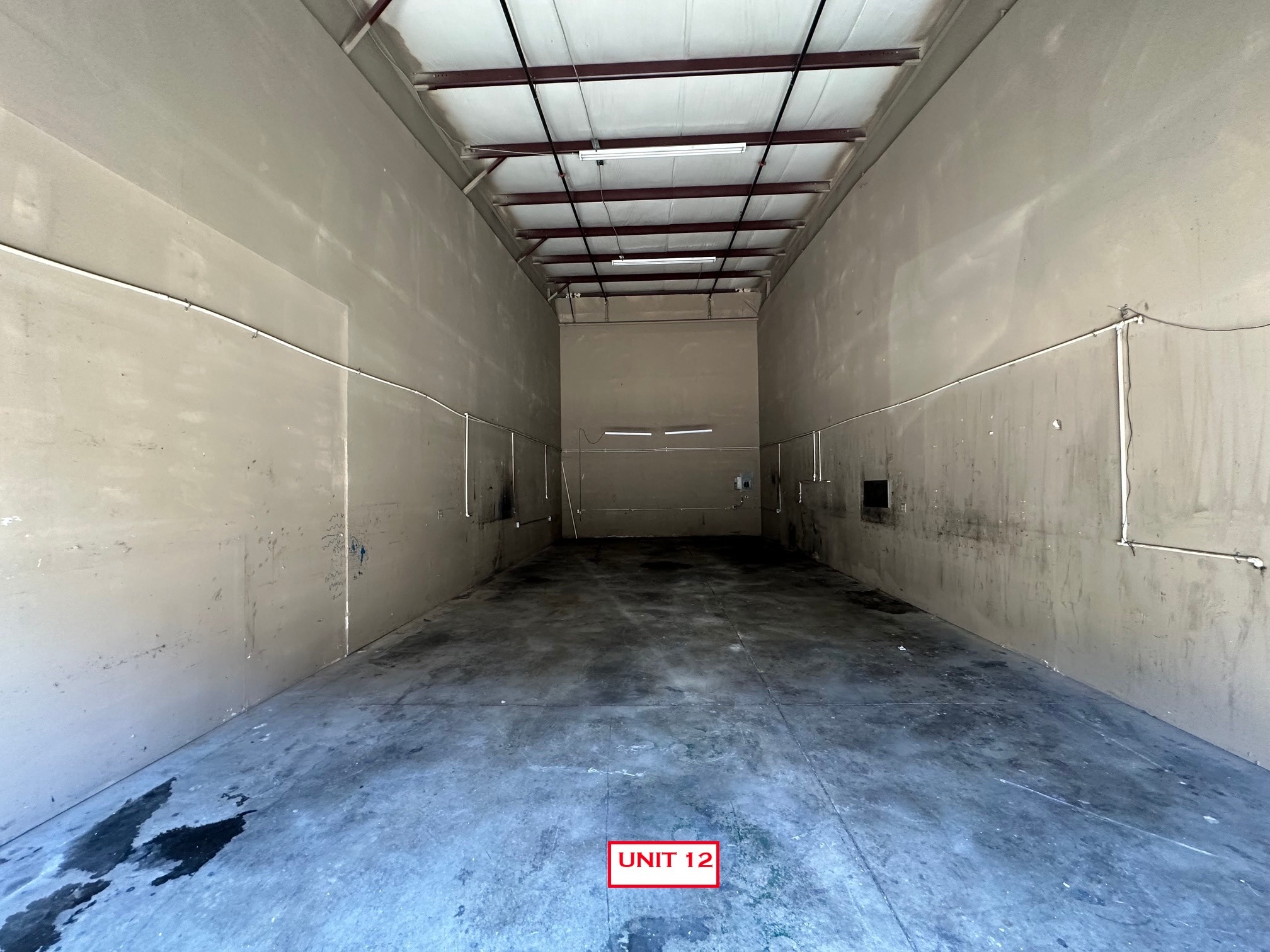 10881 Santa Fe Ave, Hesperia, CA for lease Interior Photo- Image 1 of 1
