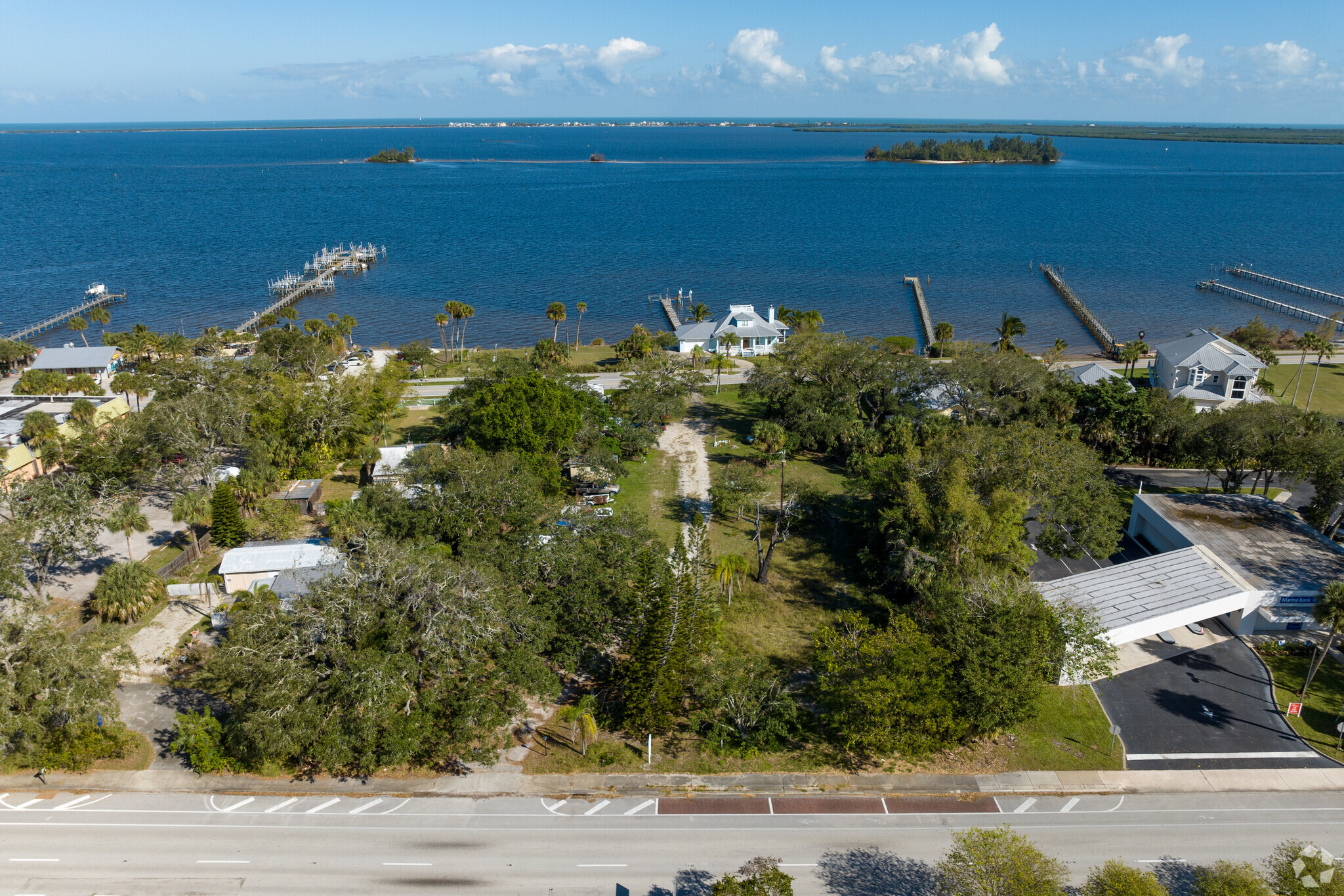 1026 Indian River Dr, Sebastian, FL for sale Building Photo- Image 1 of 1