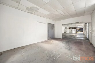 1-8 Nicholls Court, Mordialloc for lease Interior Photo- Image 1 of 5