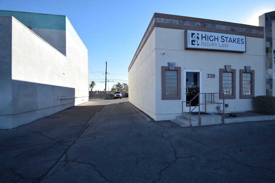 320 S Jones Blvd, Las Vegas, NV à vendre - Photo du bâtiment - Image 2 de 21