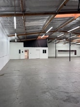 3301-3331 W Catalina Dr, Phoenix, AZ for lease Interior Photo- Image 1 of 9