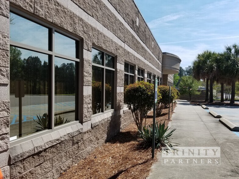 3020 Sunset Blvd, West Columbia, SC for lease - Building Photo - Image 2 of 4