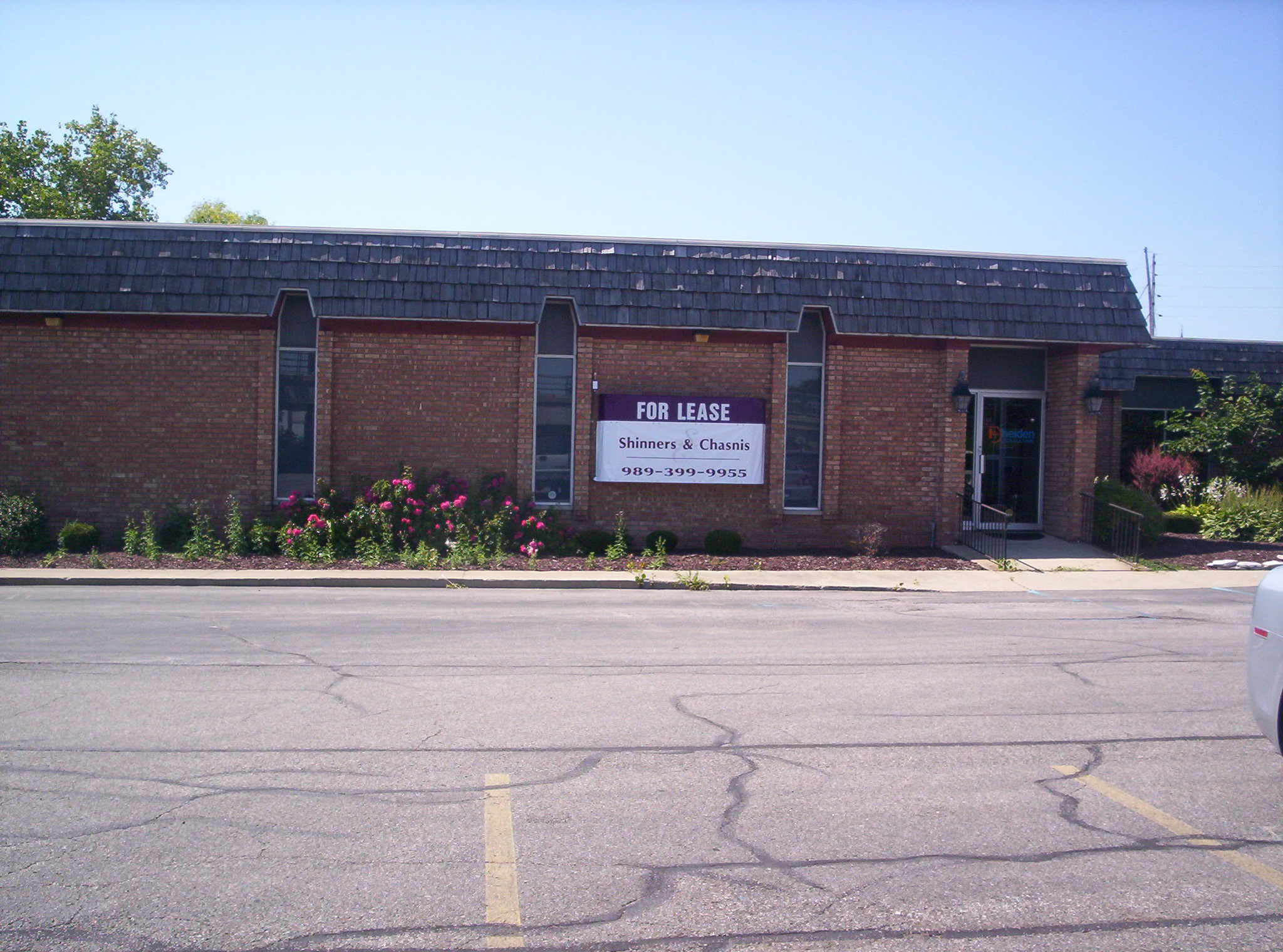 1010 N Niagara St, Saginaw, MI for sale Building Photo- Image 1 of 1