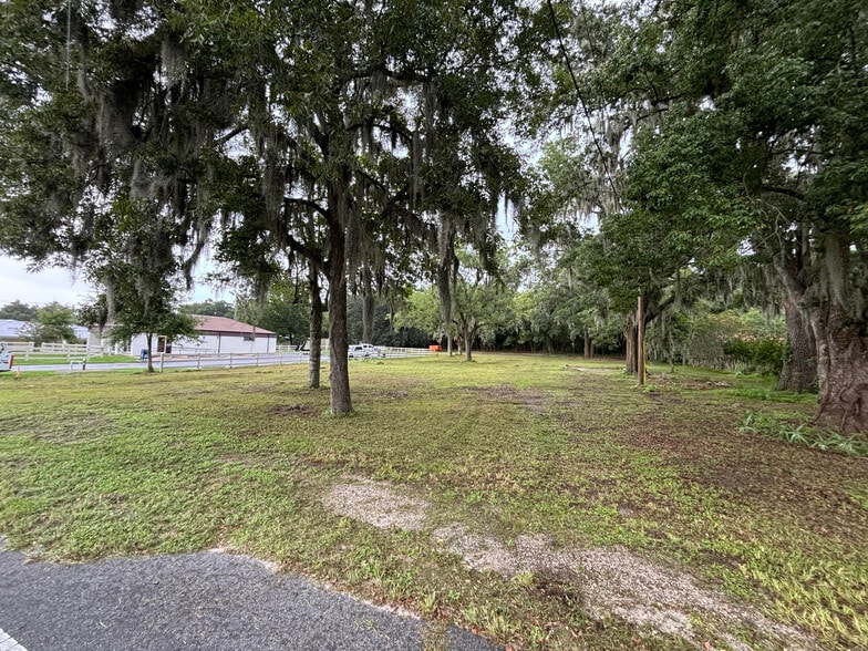 12845 NE Jacksonville Rd, Anthony, FL à vendre - Photo du bâtiment - Image 2 de 13