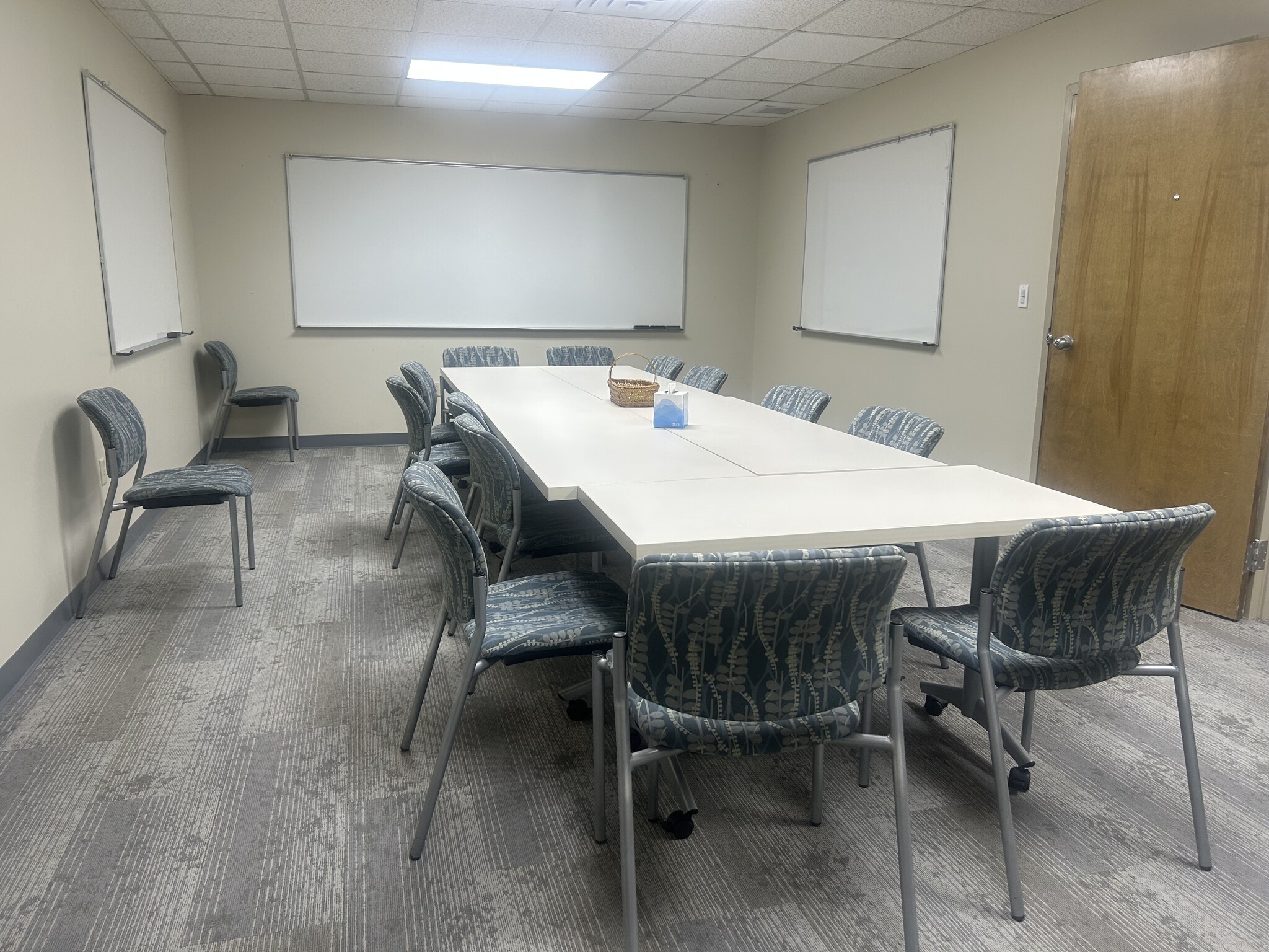 340 Granite St, Manchester, NH for lease Interior Photo- Image 1 of 5