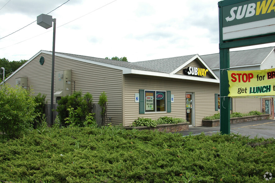 2500 Route 9W, Ravena, NY for sale - Building Photo - Image 2 of 7