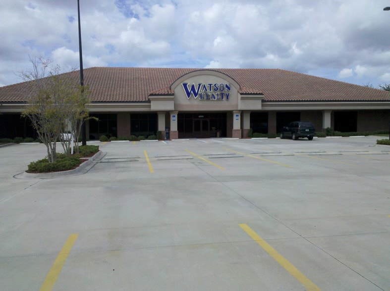 4500 Hodges Blvd, Jacksonville, FL à louer - Photo du bâtiment - Image 2 de 3