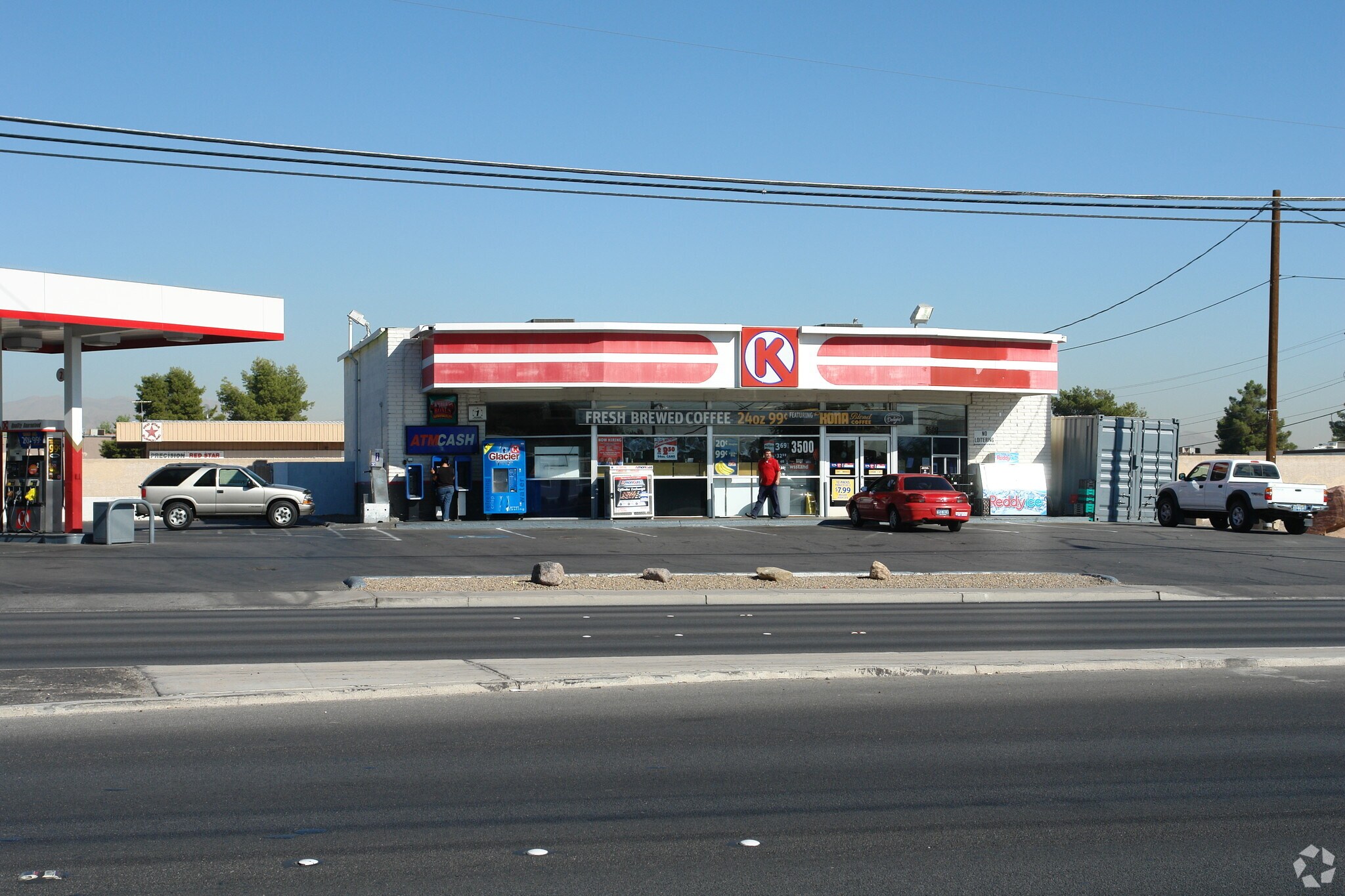 3500 E Charleston Blvd, Las Vegas, NV à vendre Photo principale- Image 1 de 6