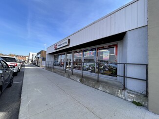 Plus de détails pour 551 Bay St, Midland, ON - Vente au détail à vendre