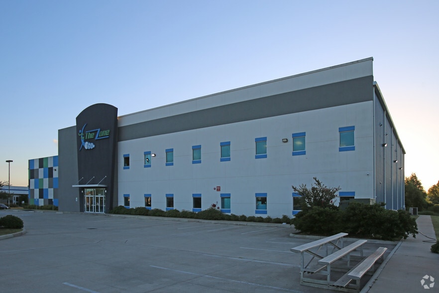 10371 Stella Link Rd, Houston, TX for sale - Building Photo - Image 2 of 9