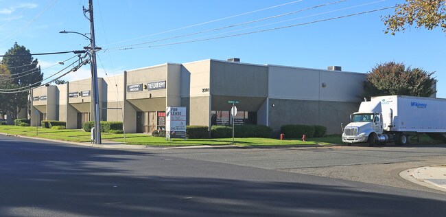 More details for 2361 Industrial Pky W, Hayward, CA - Industrial for Lease
