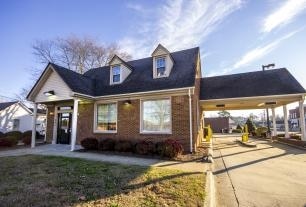 101 N 13th St, Erwin, NC for lease - Building Photo - Image 2 of 9