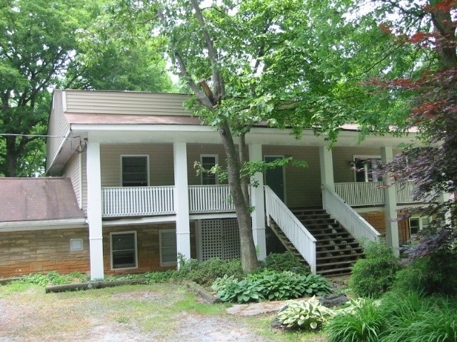 820 Beagle Gap Rd, Crozet, VA à vendre - Photo principale - Image 1 de 1