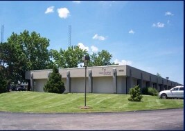 10123 Corporate Square Dr, Creve Coeur, MO for sale - Building Photo - Image 2 of 5