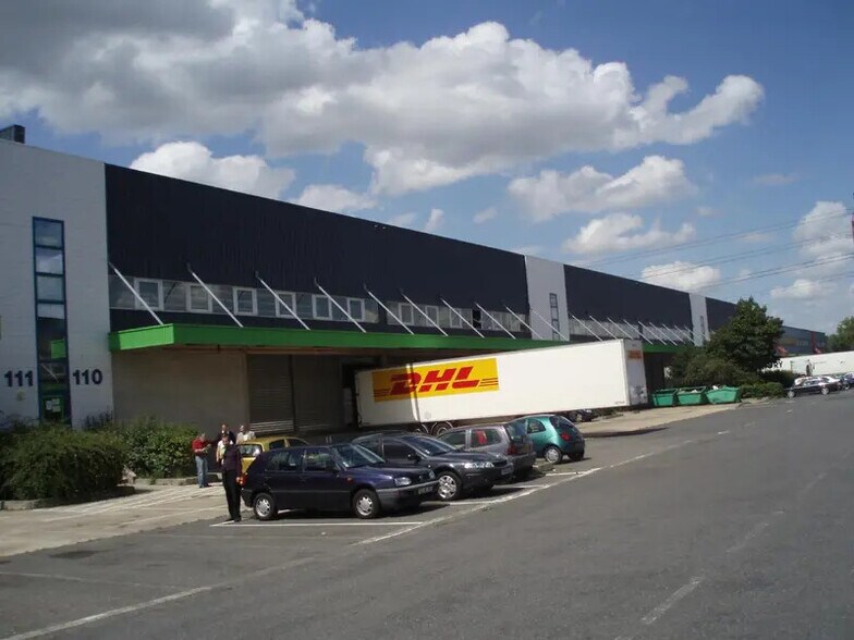 Industrial in Herblay-sur-Seine for lease - Building Photo - Image 2 of 8