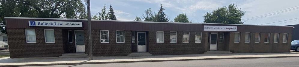 103 2 Av W, Brooks, AB for sale Primary Photo- Image 1 of 1