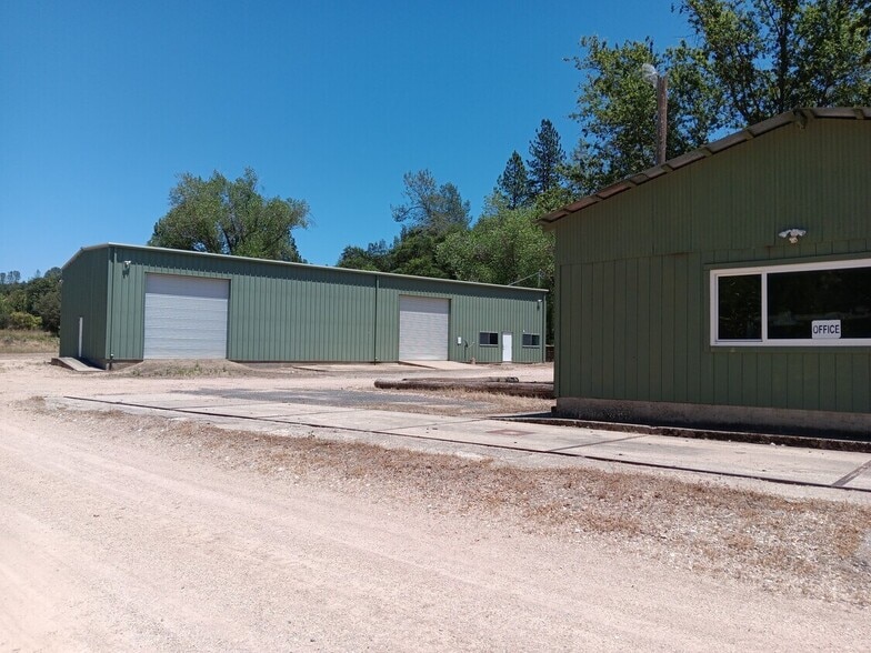 5001 Neilson Rd, Mokelumne Hill, CA à louer - Photo du bâtiment - Image 2 de 7