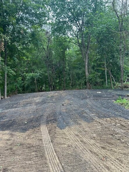 Nitra Road, Mount Kisco, NY for lease - Building Photo - Image 1 of 8