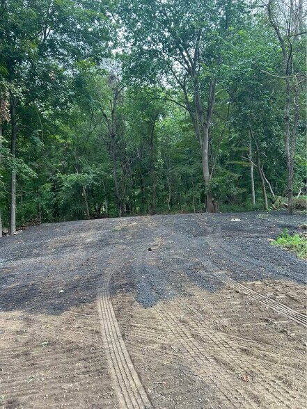 Nitra Road, Mount Kisco, NY à louer - Photo du bâtiment - Image 1 de 8