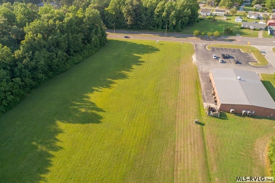 0 Commonwealth Blvd, Emporia, VA for sale - Building Photo - Image 3 of 8