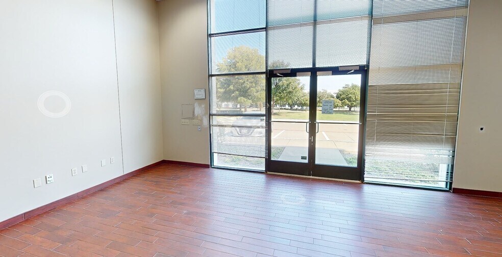 6501 Windcrest Dr, Plano, TX à louer - Numérisation 3D de Matterport - Image 3 de 24