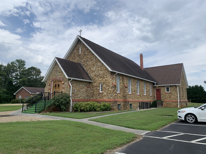 117 Nebo School Rd, Nebo, NC à vendre - Photo principale - Image 1 de 1