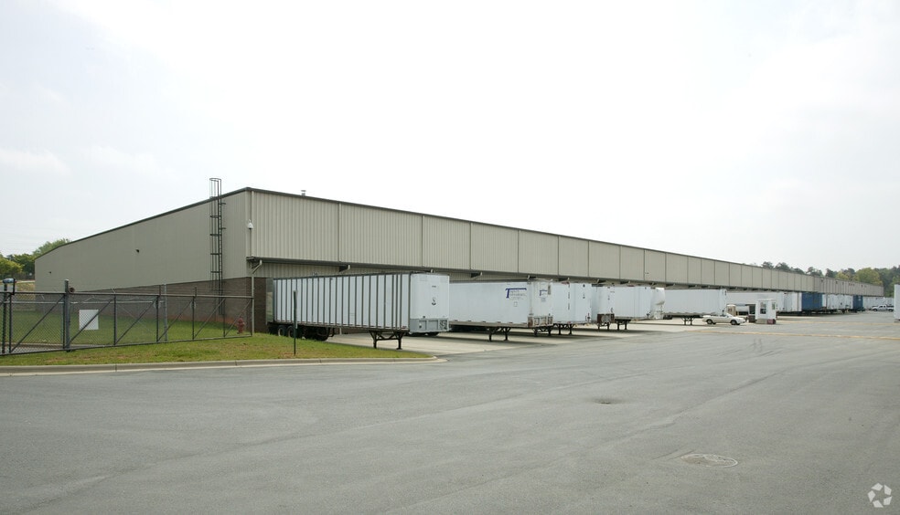 710 Almondridge Dr, Rural Hall, NC for lease - Building Photo - Image 3 of 8