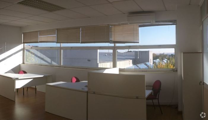 Madrid, MAD 28021 - Unité Puerta 07 - - Photo intérieure - Image 1 of 6