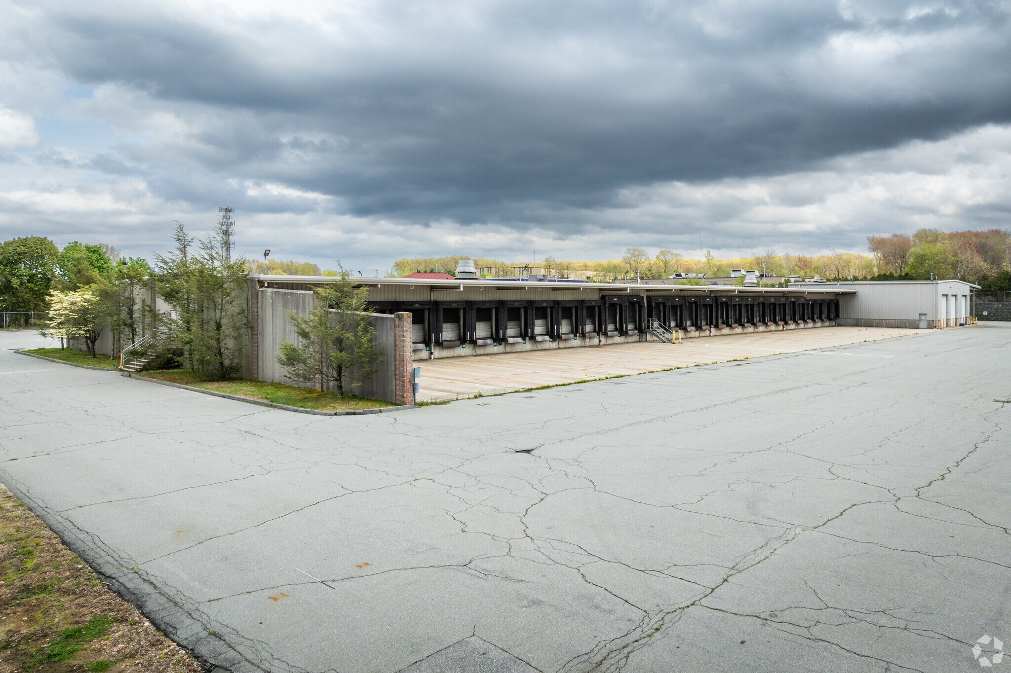 2112 Plainfield Pike, Cranston, RI for lease Primary Photo- Image 1 of 13