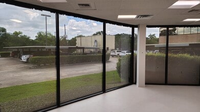1240 Blalock Rd, Houston, TX for lease Interior Photo- Image 1 of 2