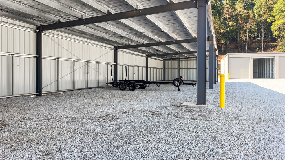 1174 Flat Hollow Rd, Speedwell, TN for sale - Building Photo - Image 3 of 4