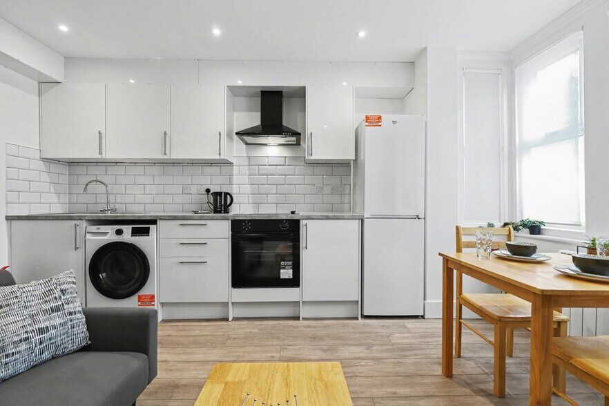 42A Abingdon Rd, Oxford à vendre - Photo du bâtiment - Image 3 de 29