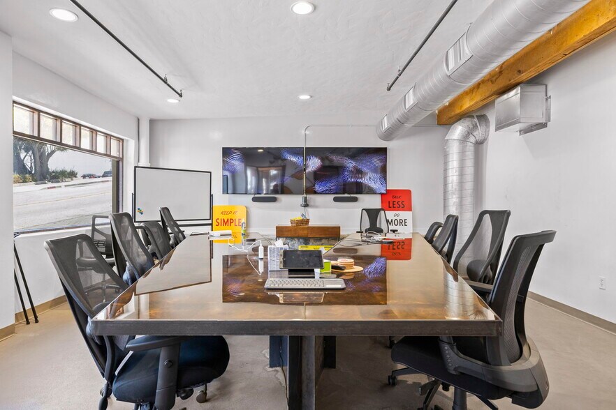 419 E Main St, Ventura, CA à vendre - Photo intérieure - Image 3 de 39