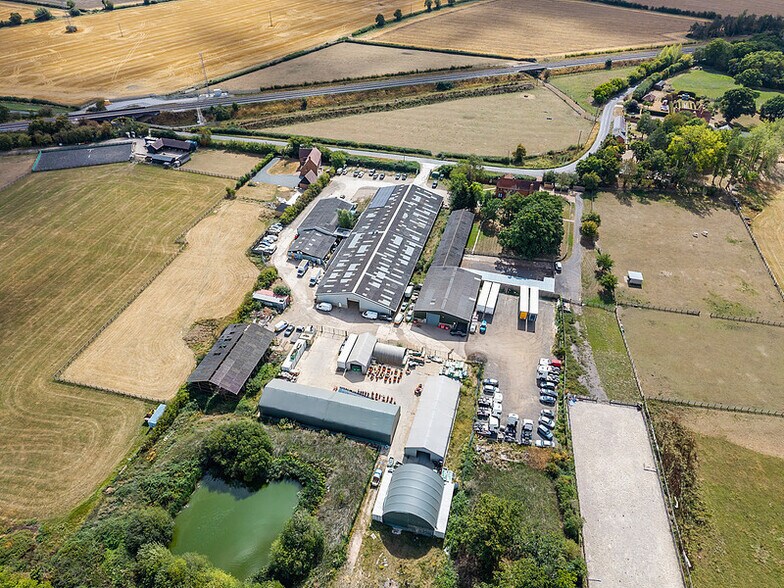 Addington Business Park portefeuille de 6 propriétés à vendre sur LoopNet.ca - Photo du bâtiment - Image 2 de 5