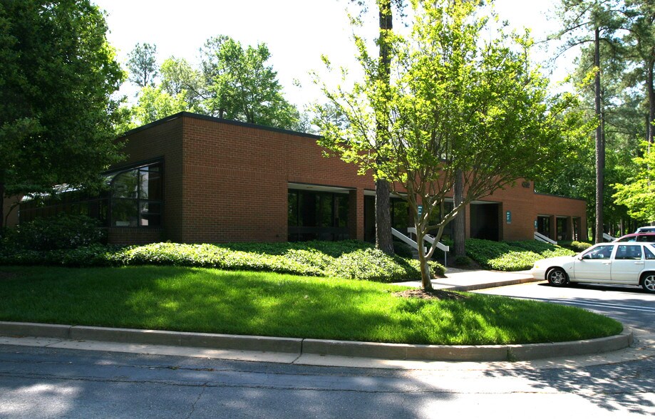 4206 Park Place Ct, Glen Allen, VA à louer - Photo du bâtiment - Image 1 de 3