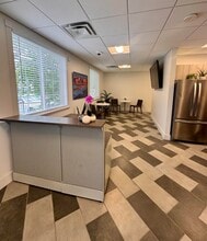 11075 S State St, Sandy, UT à louer Photo du bâtiment- Image 2 de 8