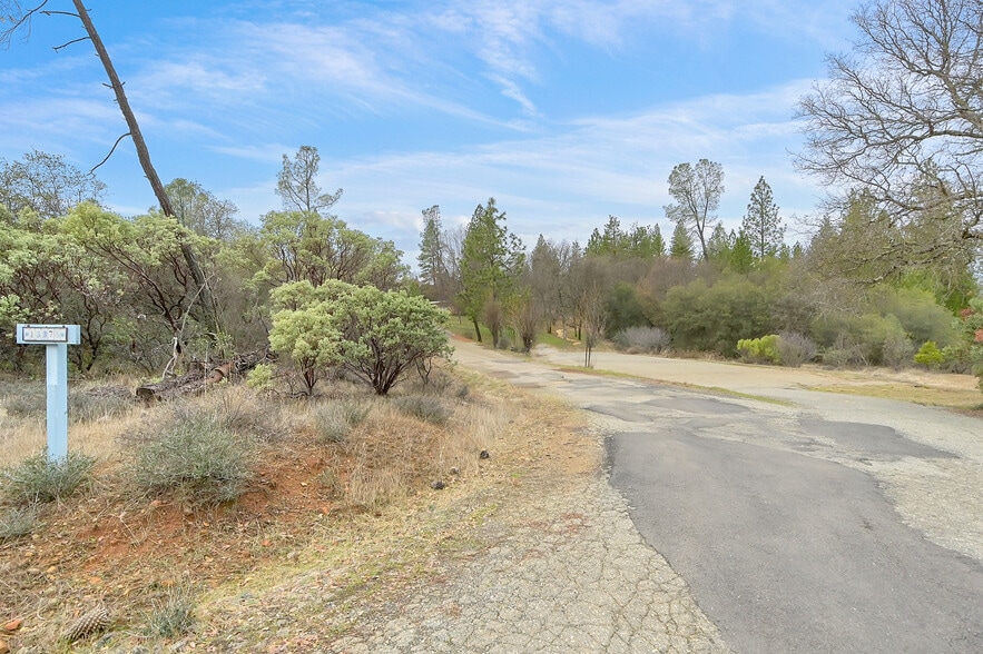 13376 Rue Montaigne, Oregon House, CA for sale - Building Photo - Image 2 of 16